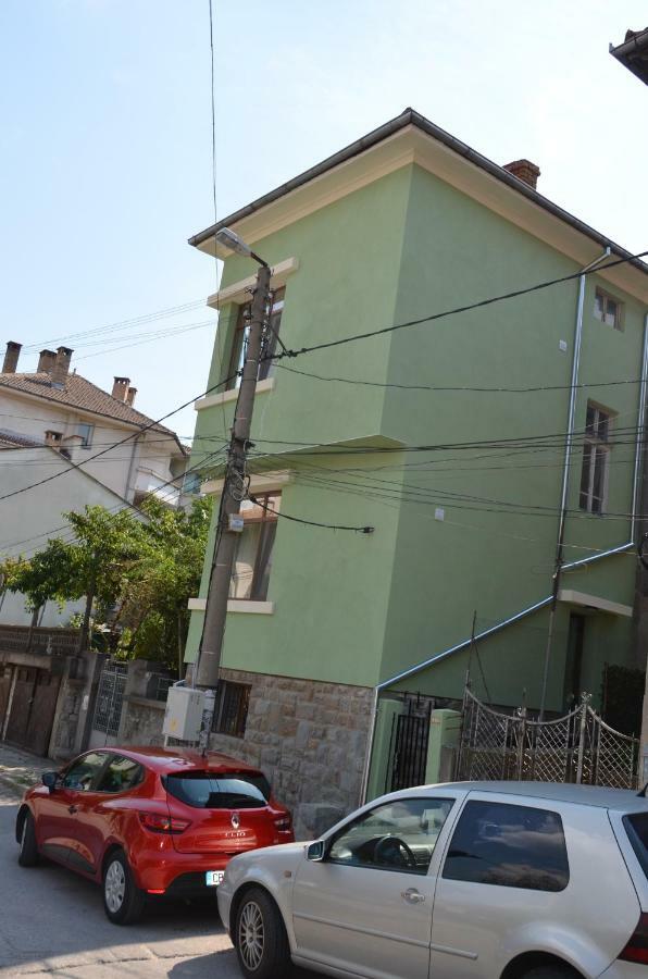 Our House In The Town Apartment Veliko Turnovo Bagian luar foto